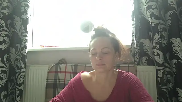 LindaStarS online show from 04/09/26, 06:30