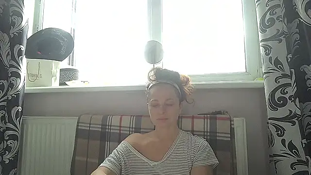 LindaStarS online show from 05/14/26, 03:42
