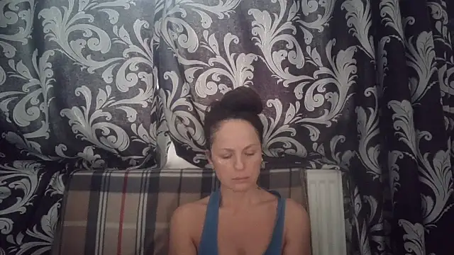 LindaStarS online show from 11/18/25, 08:06