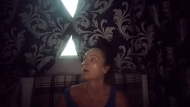 LindaStarS online show from 09/30/25, 04:40