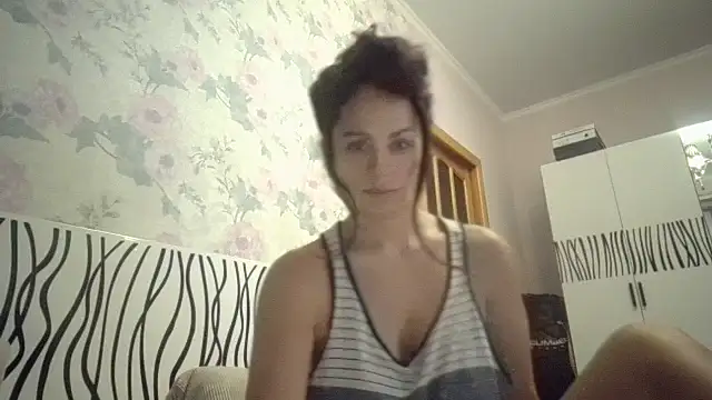 LindaStarS online show from 11/16/25, 06:12