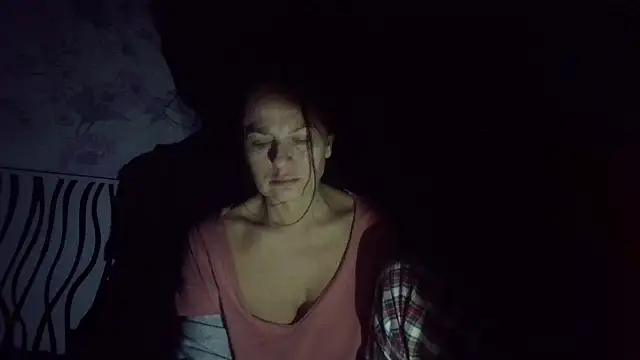 LindaStarS online show from 12/15/25, 06:25