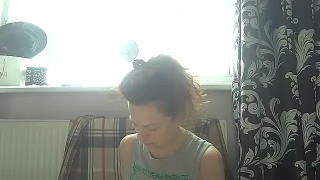 LindaStarS online show from 06/02/26, 06:13