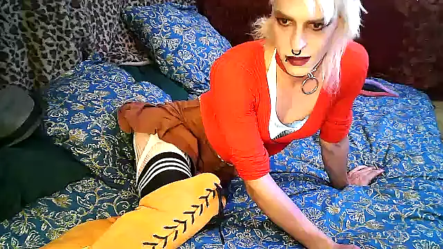 Snapshot of jessysky723 chatting on 10/14/25, 10:42 jessysky723 online show from 10/14/25, 10:42