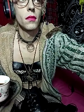 Snapshot of jessysky723 chatting on 12/05/25, 07:51 jessysky723 online show from 12/05/25, 07:51