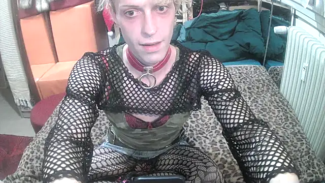 Snapshot of jessysky723 chatting on 12/03/24, 02:33 jessysky723 online show from 12/03/24, 02:33