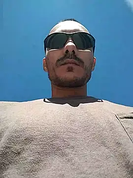 Selfsuckingfreak online show from 10/31/25, 04:47