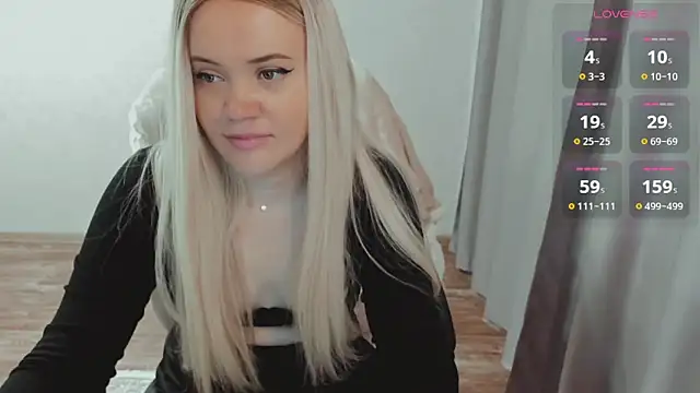 AllAboutLoveXx online show from 04/04/26, 06:20