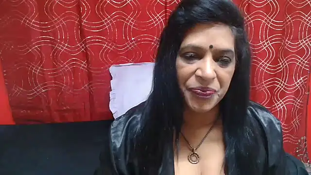 Snapshot of INDIANFUSION chatting on 07/14/26, 05:34 INDIANFUSION online show from 07/14/26, 05:34