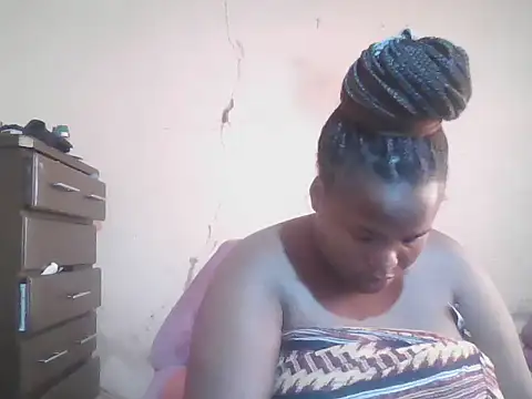 Snapshot of sexybigboobz chatting on 10/23/25, 03:49 sexybigboobz online show from 10/23/25, 03:49