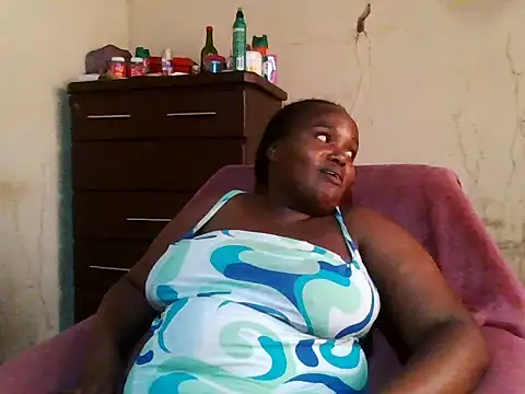 Snapshot of sexybigboobz chatting on 03/11/26, 01:38 sexybigboobz online show from 03/11/26, 01:38