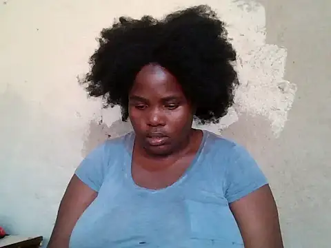 Snapshot of sexybigboobz chatting on 06/25/26, 07:02 sexybigboobz online show from 06/25/26, 07:02
