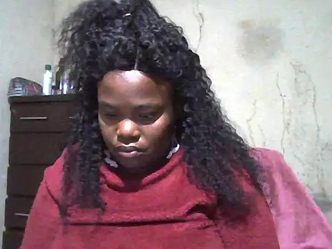 Snapshot of sexybigboobz chatting on 06/17/26, 02:44 sexybigboobz online show from 06/17/26, 02:44