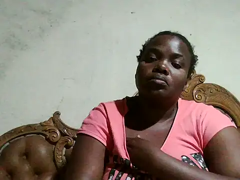 Snapshot of sexybigboobz chatting on 06/10/26, 02:13 sexybigboobz online show from 06/10/26, 02:13
