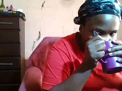 Snapshot of sexybigboobz chatting on 12/15/25, 05:35 sexybigboobz online show from 12/15/25, 05:35