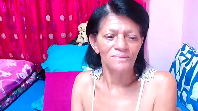 SLUTTYROXY online show from 11/17/25, 05:50