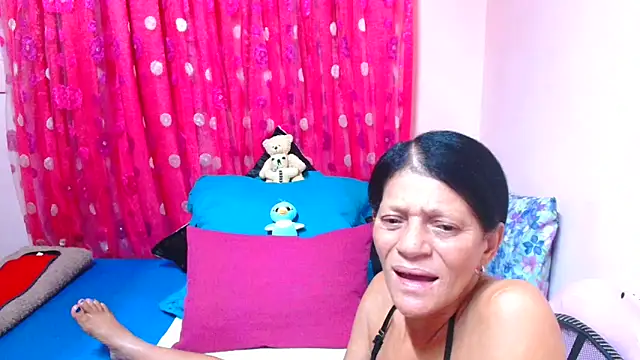 Snapshot of SLUTTYROXY chatting on 02/13/26, 07:58 SLUTTYROXY online show from 02/13/26, 07:58