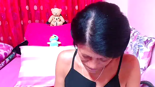 SLUTTYROXY online show from 11/11/25, 05:35