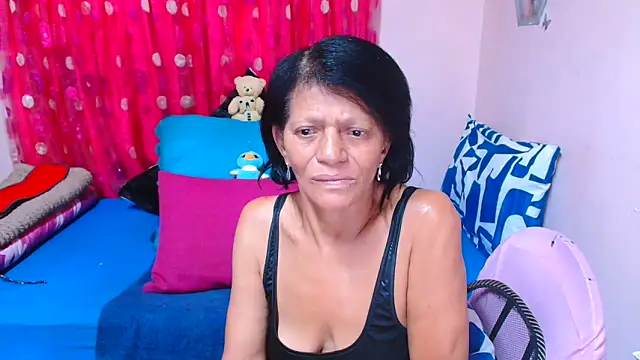 SLUTTYROXY online show from 04/08/26, 08:38