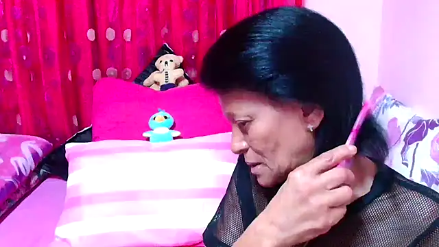 SLUTTYROXY online show from 10/29/25, 06:51