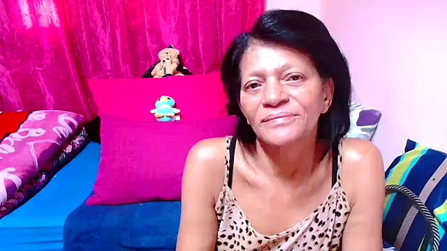 SLUTTYROXY online show from 12/05/25, 06:56