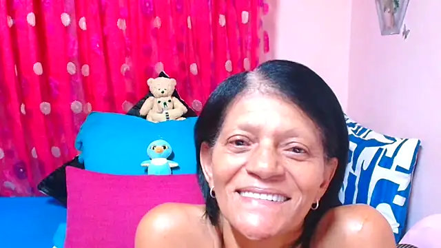 SLUTTYROXY online show from 04/04/26, 04:35