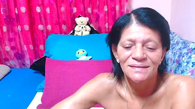 Snapshot of SLUTTYROXY chatting on 02/17/26, 08:17 SLUTTYROXY online show from 02/17/26, 08:17