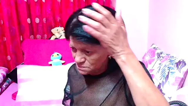 SLUTTYROXY online show from 11/08/25, 07:23