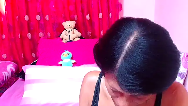 SLUTTYROXY online show from 11/03/25, 04:50