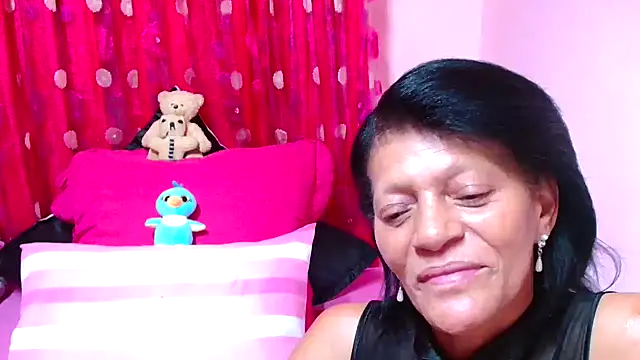 SLUTTYROXY online show from 11/06/25, 06:56