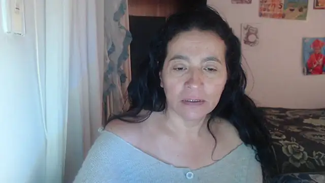 stefilove10 online show from 02/03/25, 06:17