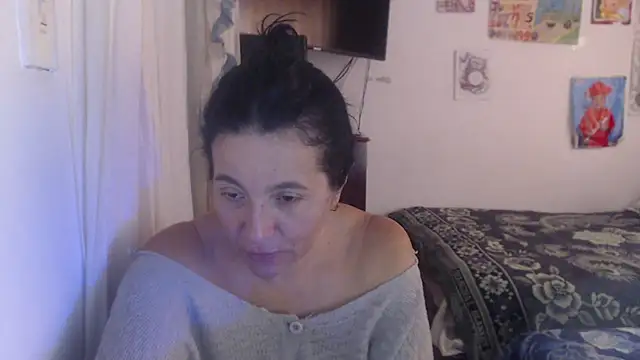 stefilove10 online show from 02/06/25, 03:20