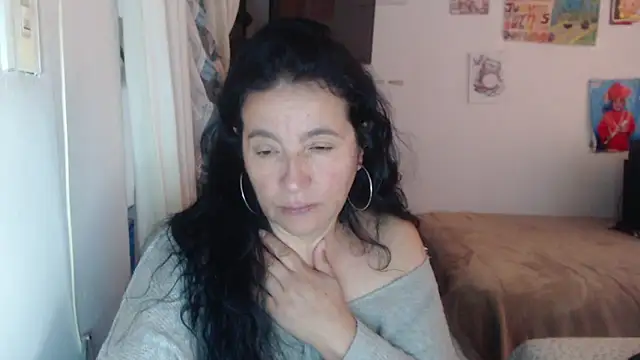 stefilove10 online show from 12/17/25, 02:11