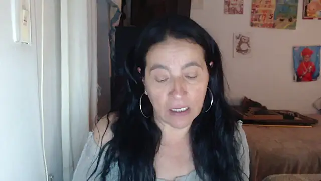 stefilove10 online show from 10/06/25, 04:08