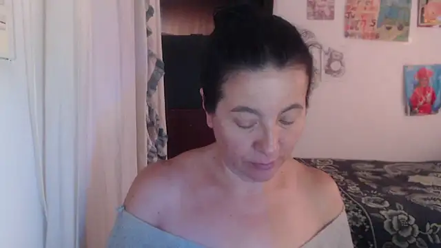 stefilove10 online show from 02/11/25, 05:40