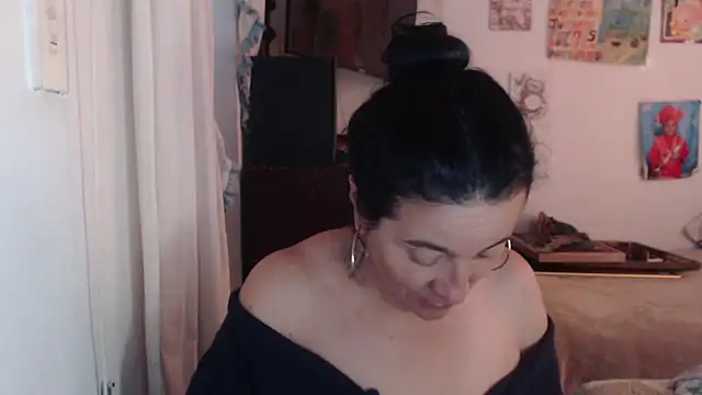 stefilove10 online show from 10/15/25, 02:47