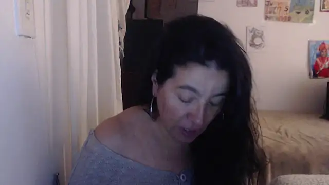 stefilove10 online show from 12/19/25, 03:47