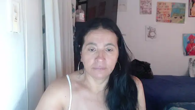 stefilove10 online show from 05/19/26, 01:40