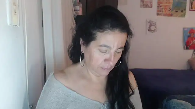 stefilove10 online show from 04/14/26, 03:06