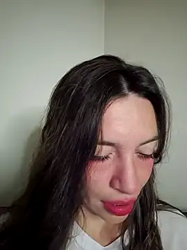 Snapshot of loveuu-bae chatting on 02/18/26, 01:58 loveuu-bae online show from 02/18/26, 01:58