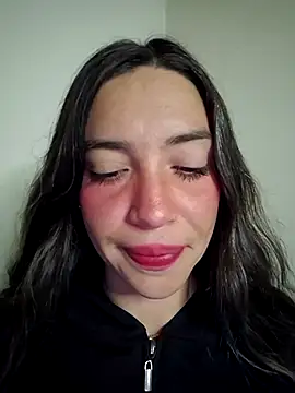 Snapshot of loveuu-bae chatting on 02/16/26, 12:31 loveuu-bae online show from 02/16/26, 12:31