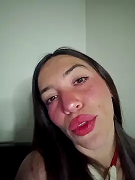 Snapshot of loveuu-bae chatting on 02/01/26, 01:48 loveuu-bae online show from 02/01/26, 01:48