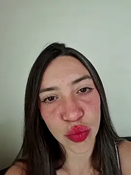 loveuu-bae online show from 05/14/26, 07:00