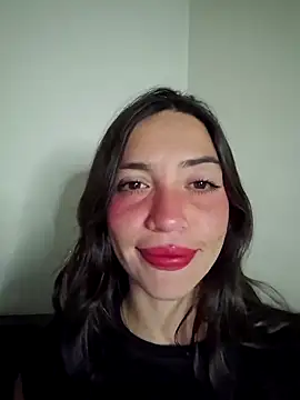 Snapshot of loveuu-bae chatting on 01/18/26, 01:42 loveuu-bae online show from 01/18/26, 01:42