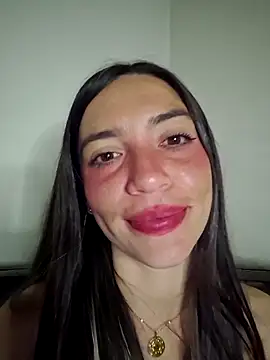 Snapshot of loveuu-bae chatting on 02/20/26, 06:19 loveuu-bae online show from 02/20/26, 06:19