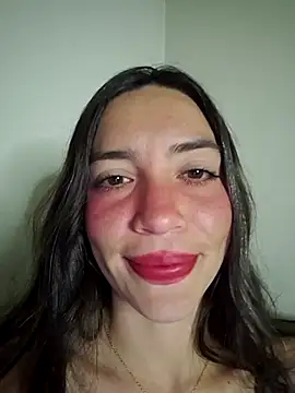 Snapshot of loveuu-bae chatting on 02/17/26, 01:14 loveuu-bae online show from 02/17/26, 01:14