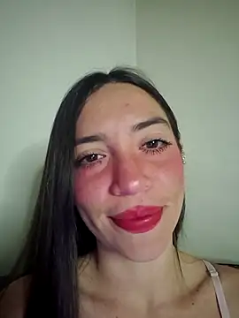 Snapshot of loveuu-bae chatting on 02/07/26, 01:02 loveuu-bae online show from 02/07/26, 01:02