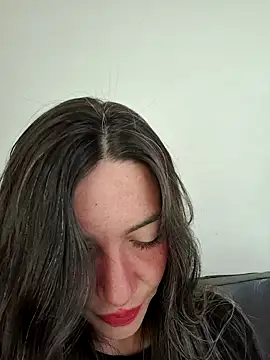 loveuu-bae online show from 12/20/25, 06:11