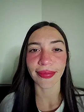 loveuu-bae online show from 11/25/25, 12:44