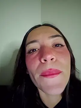 Snapshot of loveuu-bae chatting on 01/15/26, 01:53 loveuu-bae online show from 01/15/26, 01:53